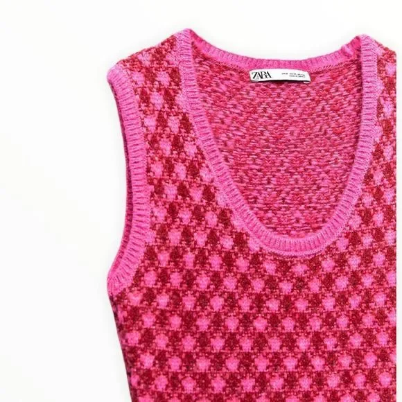 ZARA Women | Pink | PLAID KNIT DRESS - Picture 3 of 11